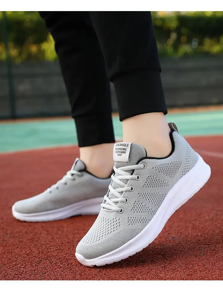 Men Lightweight Mesh Sneakers