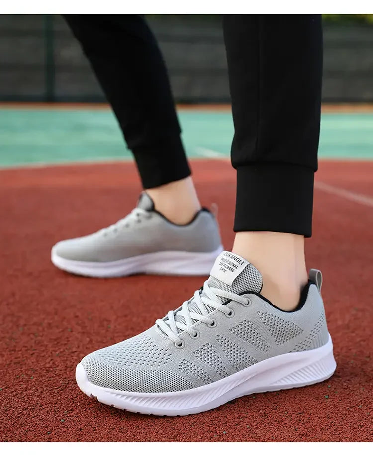 Men Lightweight Mesh Sneakers