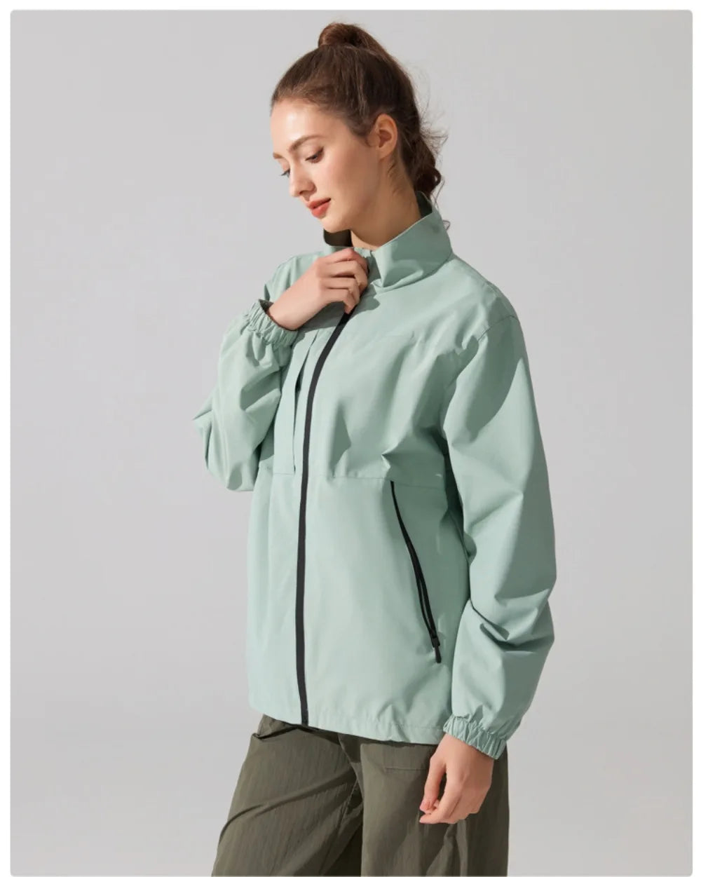 Unisex Lightweight Windbreaker