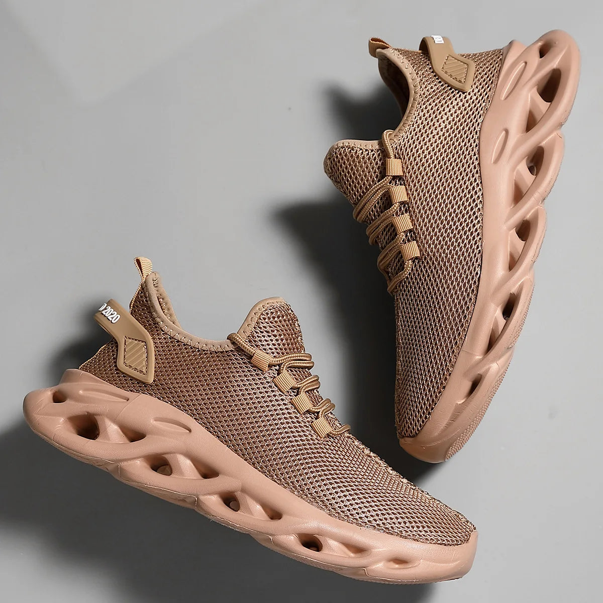 Men Breathable Running Sneakers